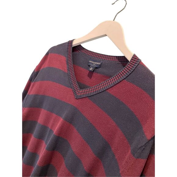 Banana Republic navy and red striped cotton v-neck  sweater - 2XL - Picture 2 of 7